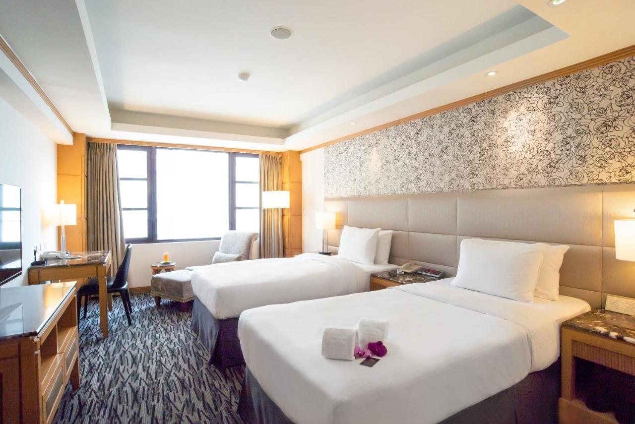Hotel Dion Taichung Exterior foto