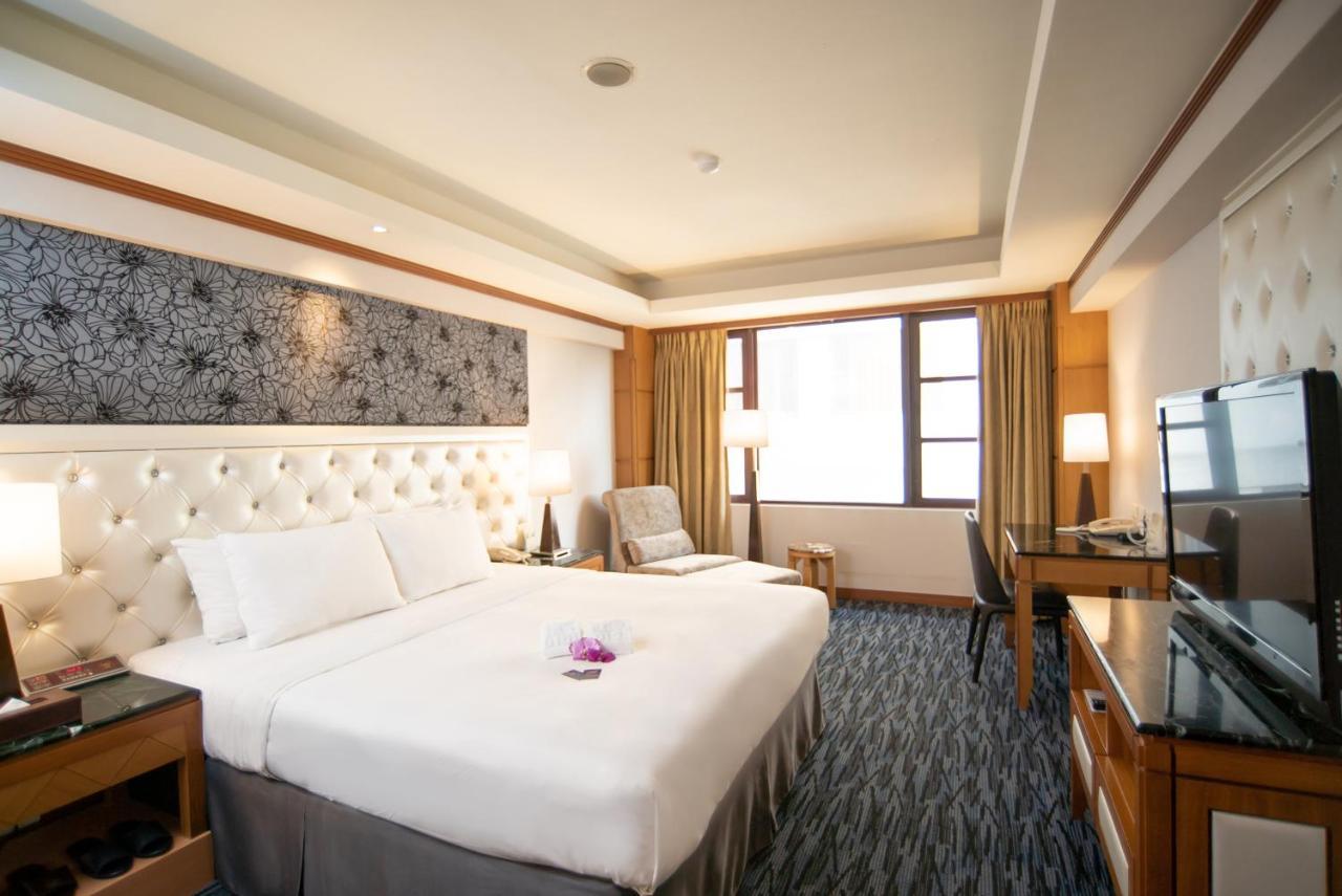 Hotel Dion Taichung Exterior foto