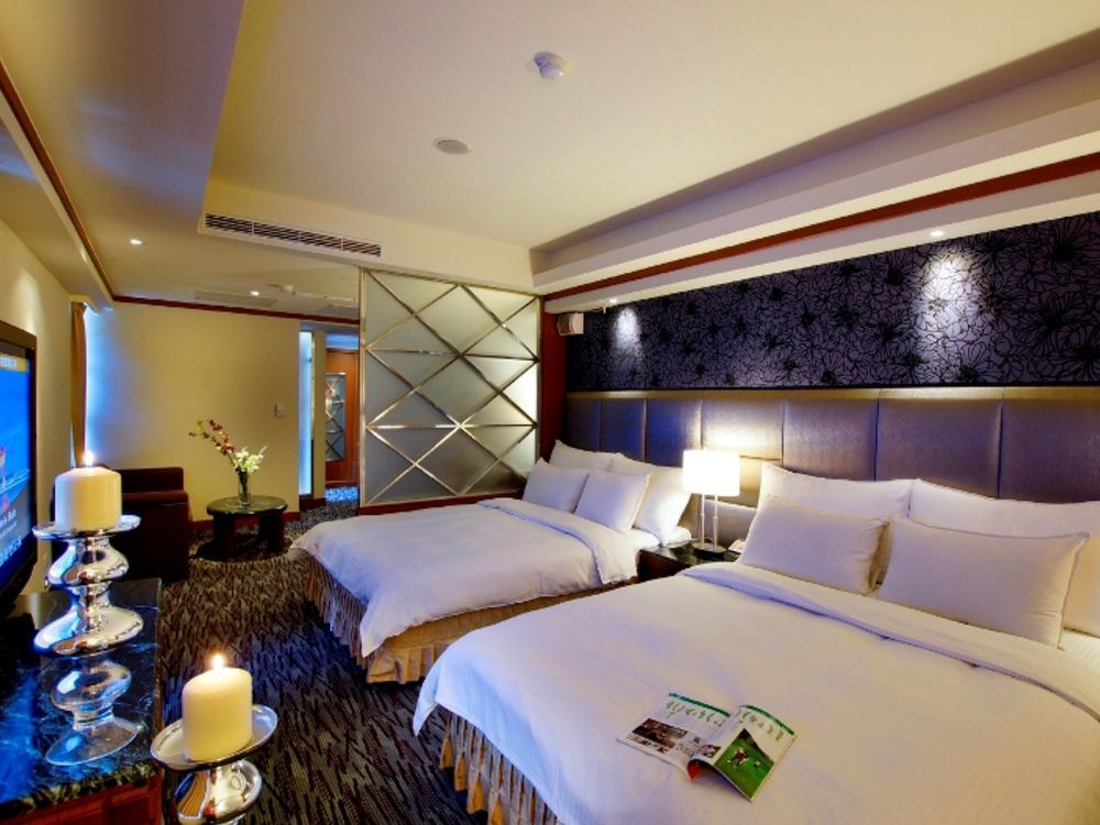Hotel Dion Taichung Exterior foto
